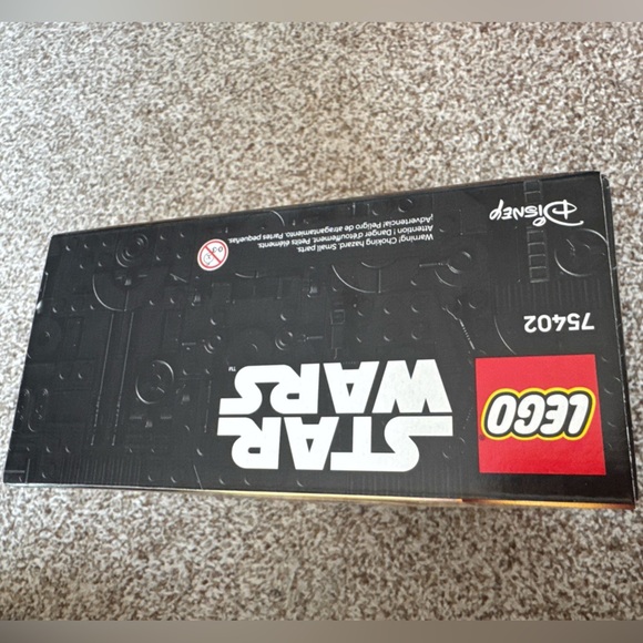 LEGO Star Wars ARC-170 Starfighter Building Set - White and Red Spacecraft 75402 - Picture 3 of 8